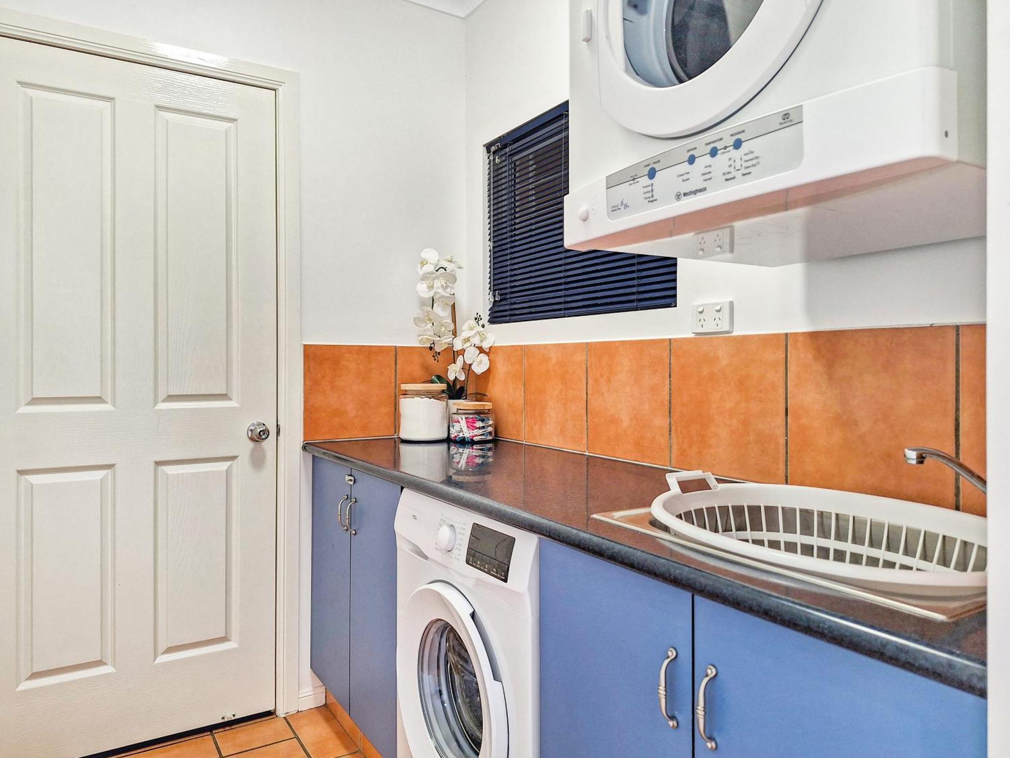 Apartment Haven- *